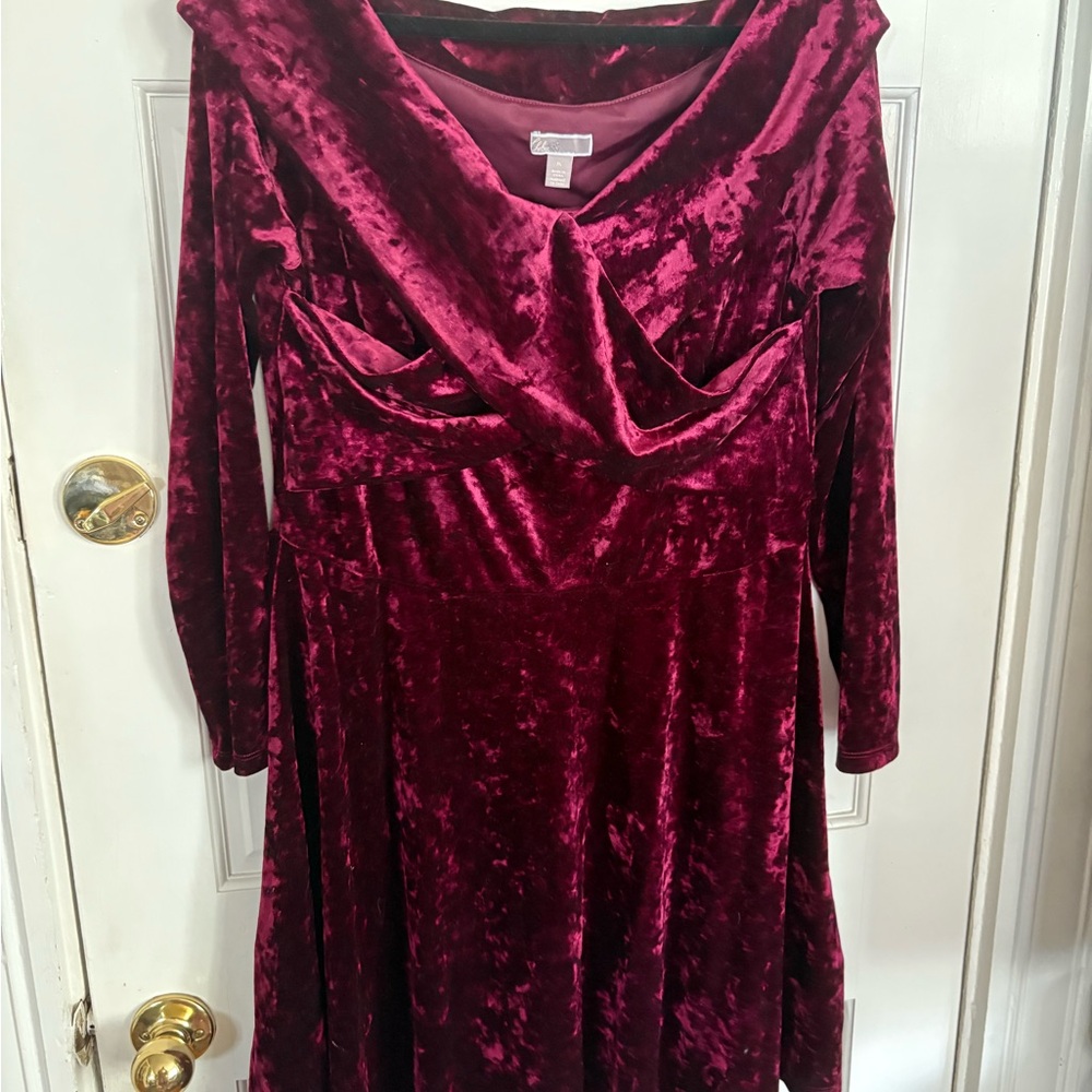 Elegant Velvet Burgundy Dress